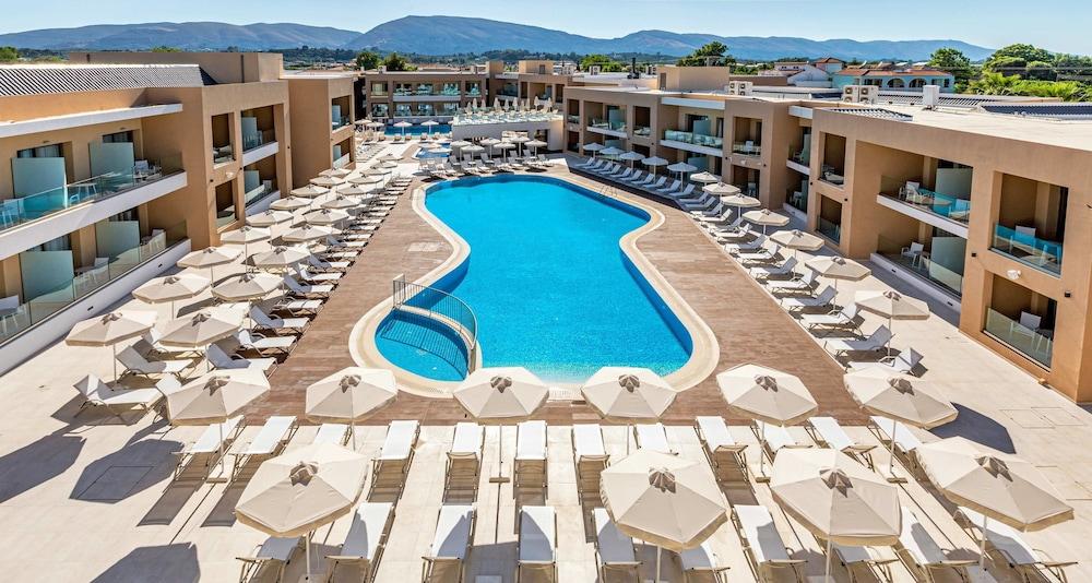 White Olive Elite Laganas Hotell Eksteriør bilde
