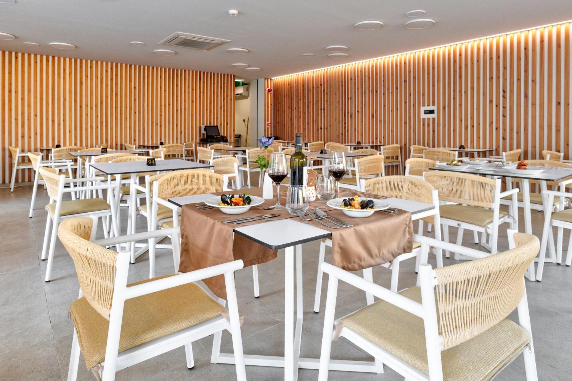 White Olive Elite Laganas Hotell Eksteriør bilde